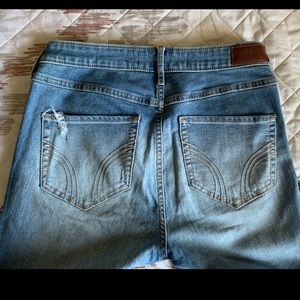 Hollister High Rise.